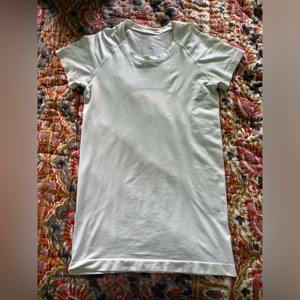 Lululemon Swiftly Tech Short Sleeve Shirt White